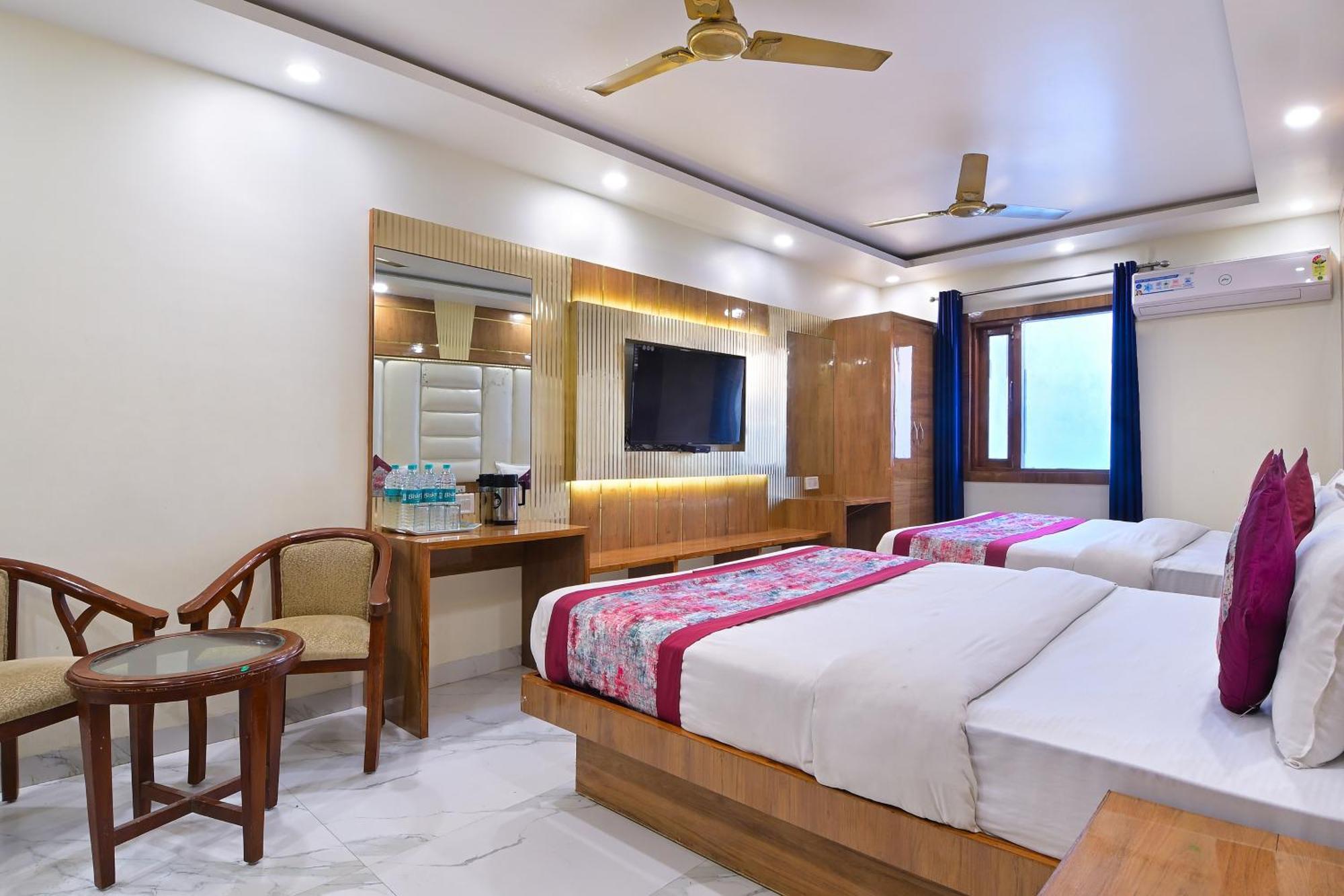 Hotel Glow Inn Paharganj-3 Mins Walk From New Delhi Railway Station Eksteriør billede