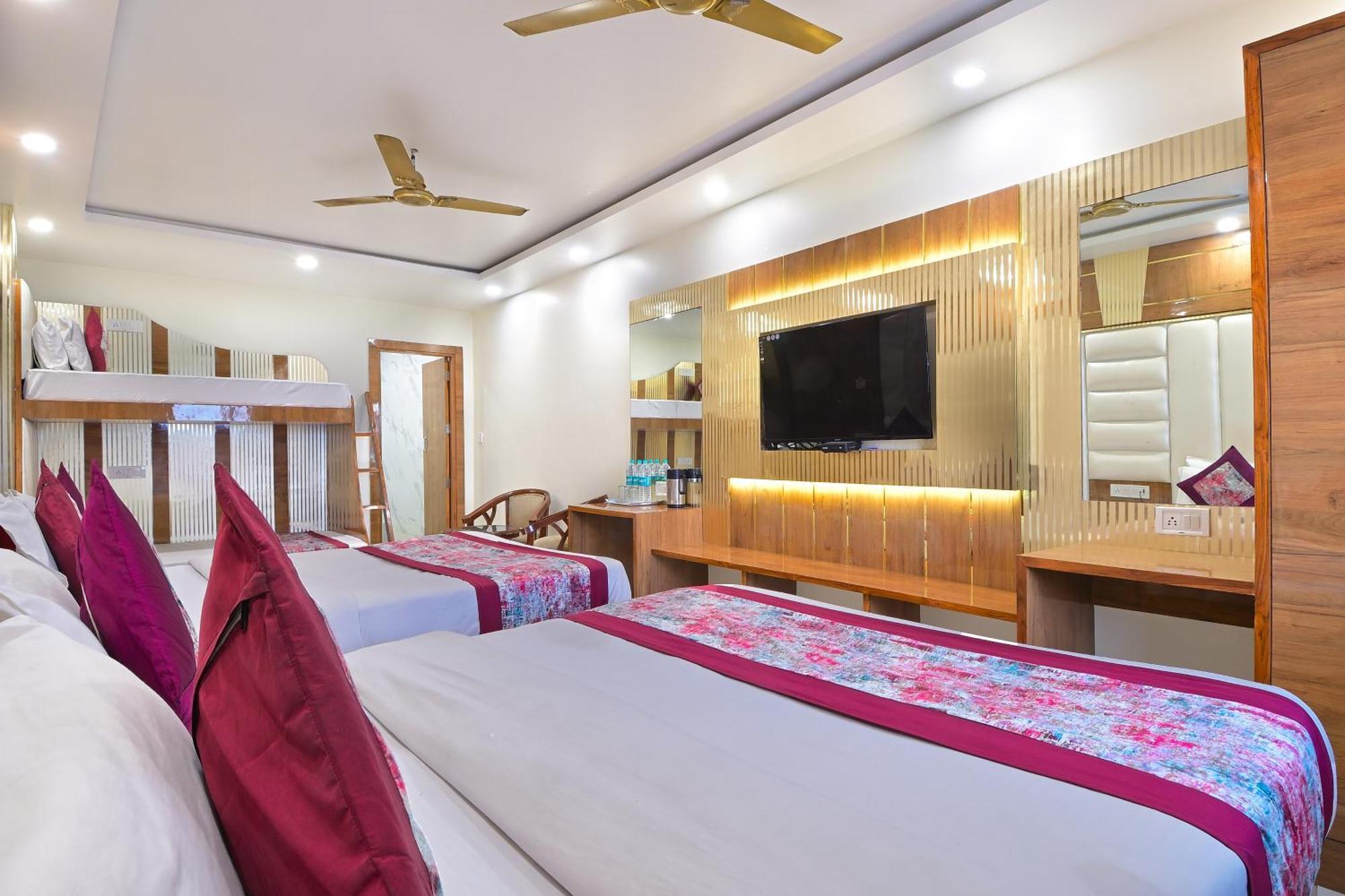 Hotel Glow Inn Paharganj-3 Mins Walk From New Delhi Railway Station Eksteriør billede