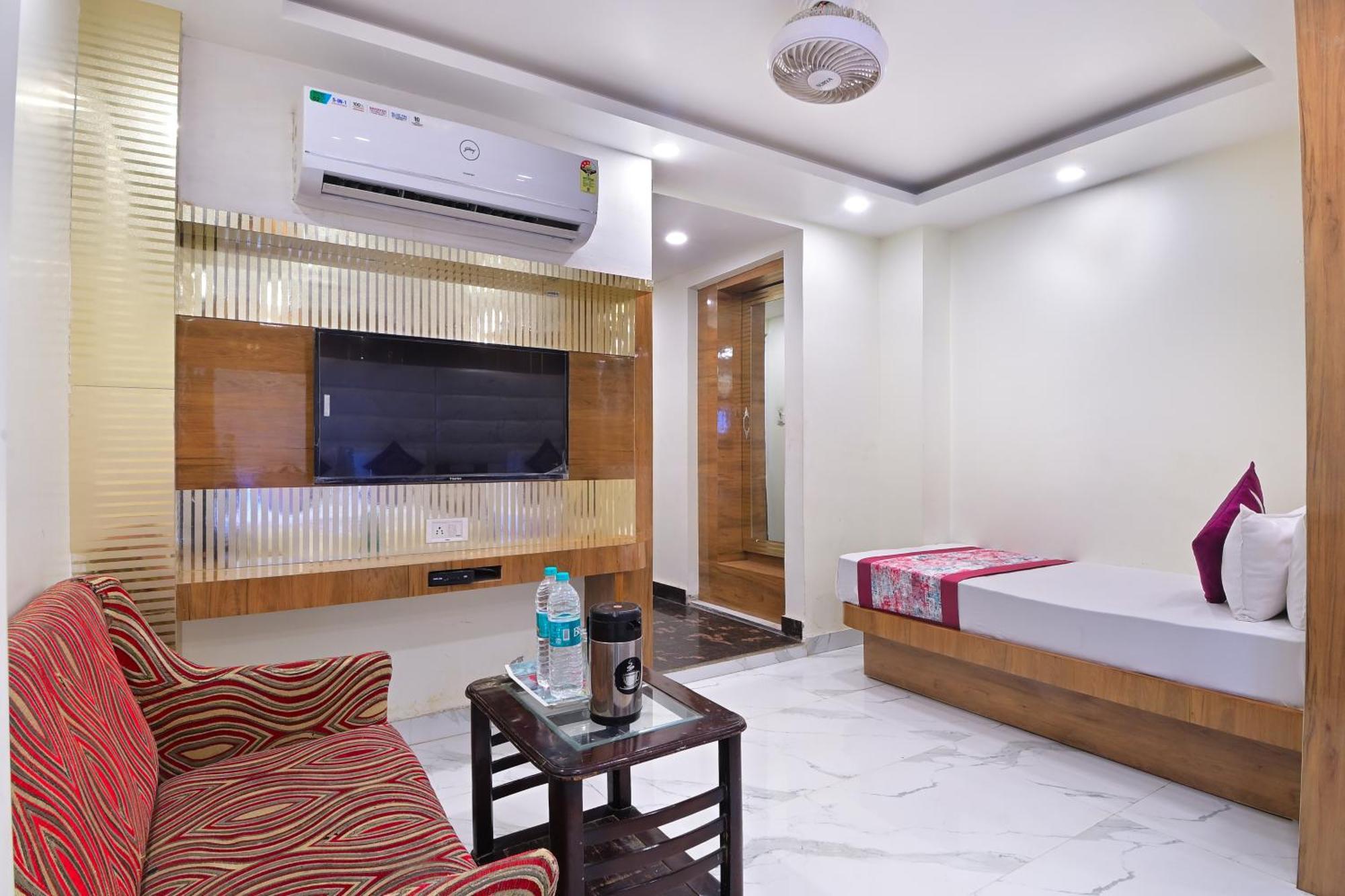 Hotel Glow Inn Paharganj-3 Mins Walk From New Delhi Railway Station Eksteriør billede