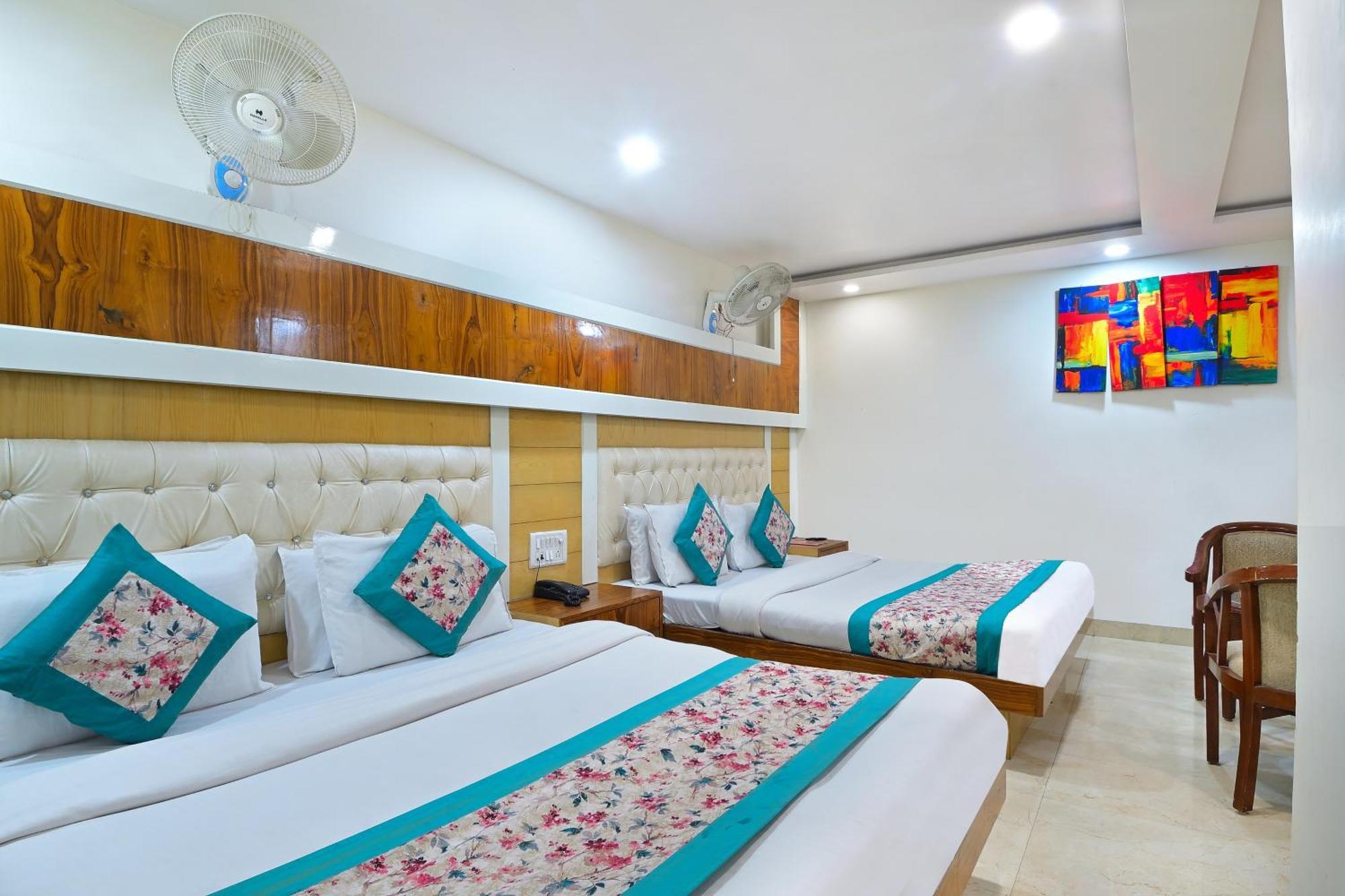 Hotel Glow Inn Paharganj-3 Mins Walk From New Delhi Railway Station Eksteriør billede