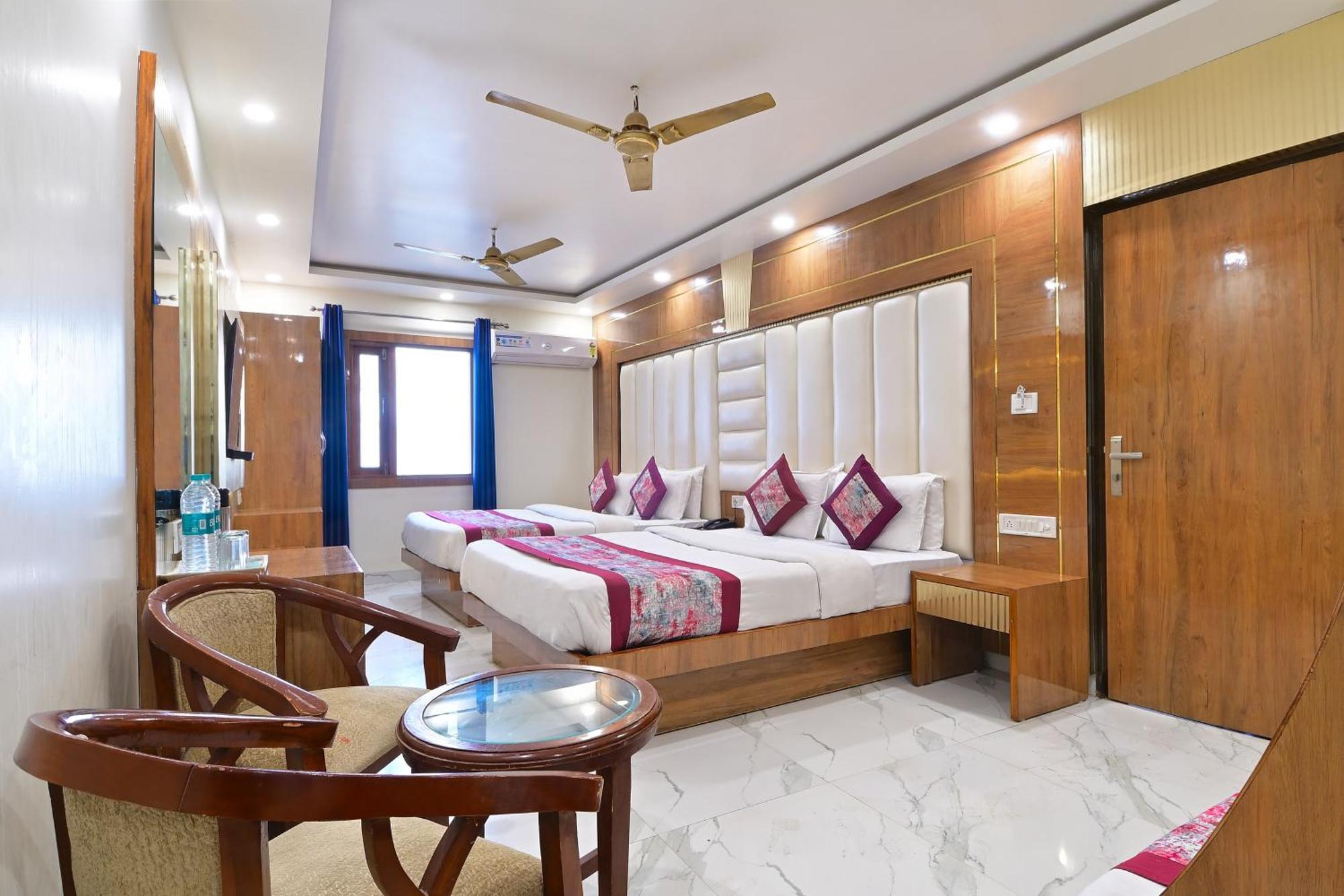 Hotel Glow Inn Paharganj-3 Mins Walk From New Delhi Railway Station Eksteriør billede