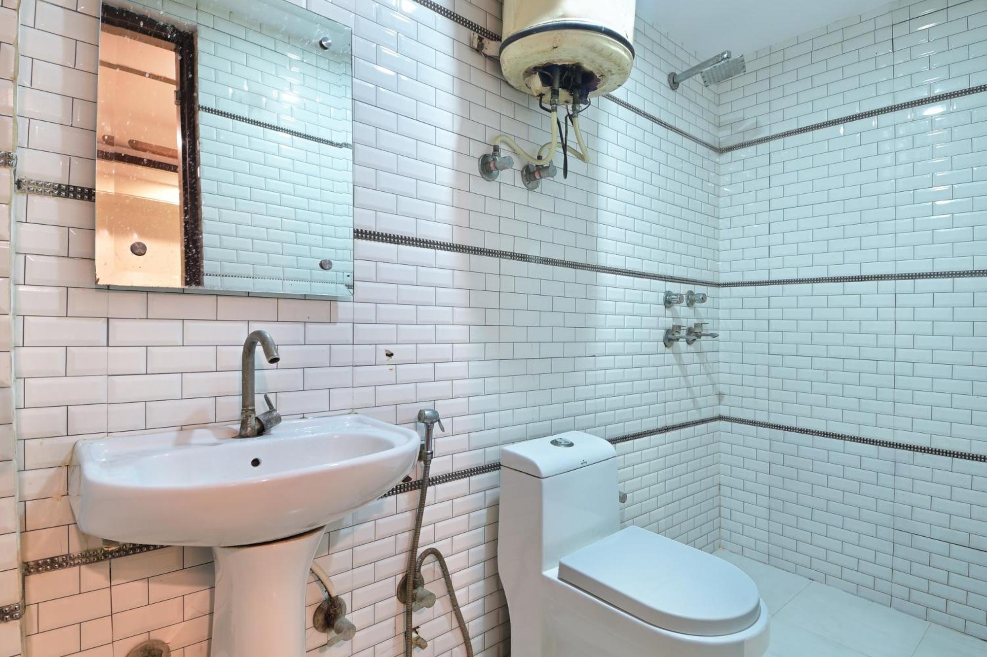 Hotel Glow Inn Paharganj-3 Mins Walk From New Delhi Railway Station Eksteriør billede